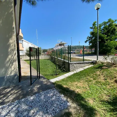 Apartament Apartma Garbin 703 *