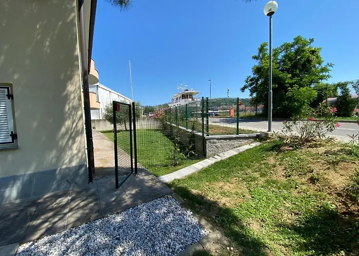 アパート Apartma Garbin 703 *