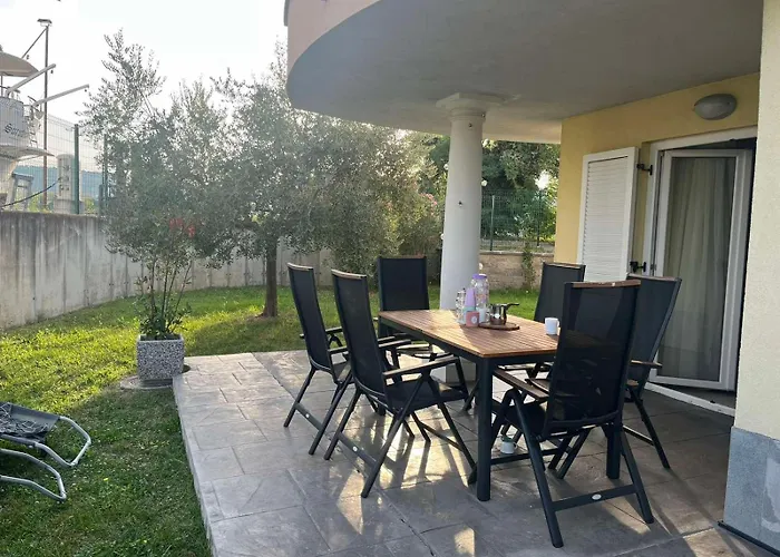 Apartma Garbin 703 アパート *